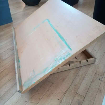 Photo of free Artists tabletop easel (Charlbury OX7) #1