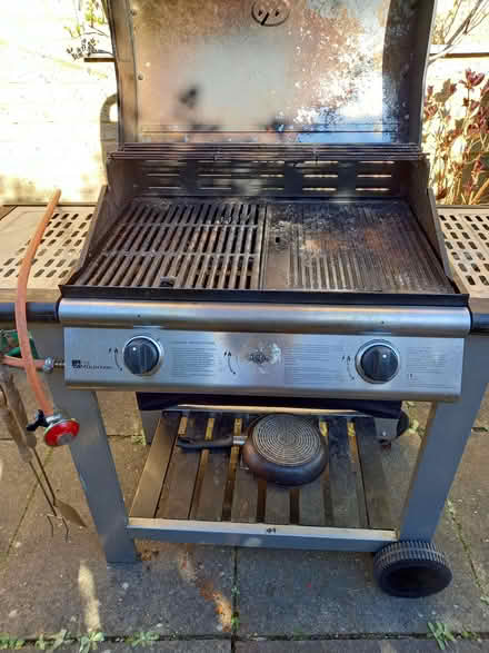Photo of free Fire Mountain BBQ grill (Stantonbury MK14) #1