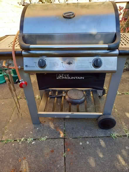 Photo of free Fire Mountain BBQ grill (Stantonbury MK14) #2