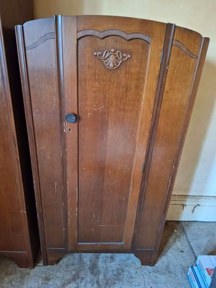 Photo of free Small Vintage wardrobe (Swanley BR8) #1