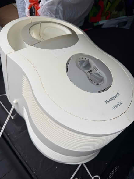 Photo of free Honeywell humidifier (Beverly to gloucester) #1