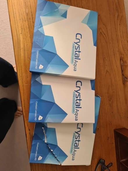 Photo of free Daily contact lenses +1 and +0.75 (SW9 Brixton) #4