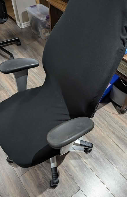 Photo of free Desk Chair (Carlingwood) #2