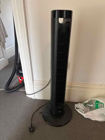 Photo of free Tall fan (SW11 Battersea by park) #1