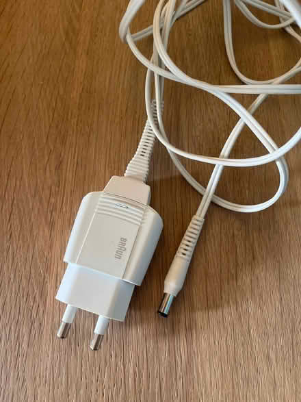 Photo of free Braun power cable (Collect near Marsh Park OX4) #1