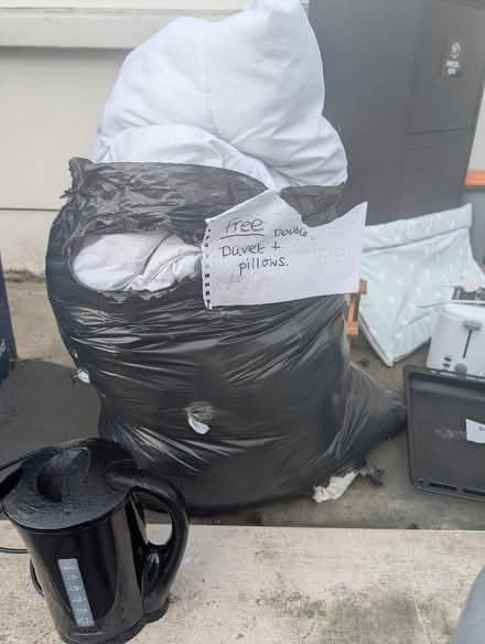 Photo of free Double duvet (Newhaven BN9) #1