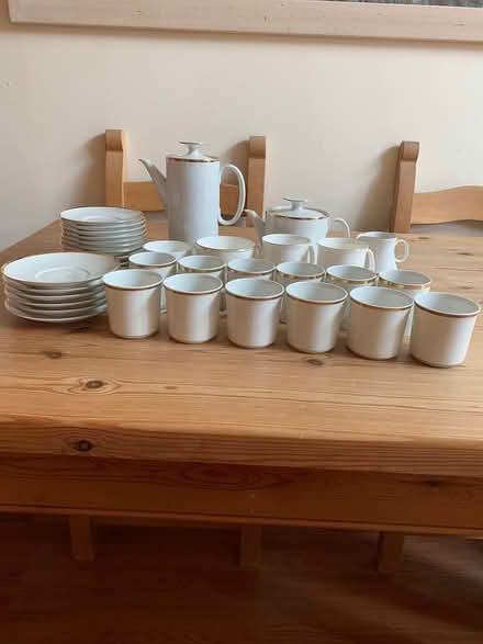 Photo of free Beautiful gold and white china (Beeston NG9) #1