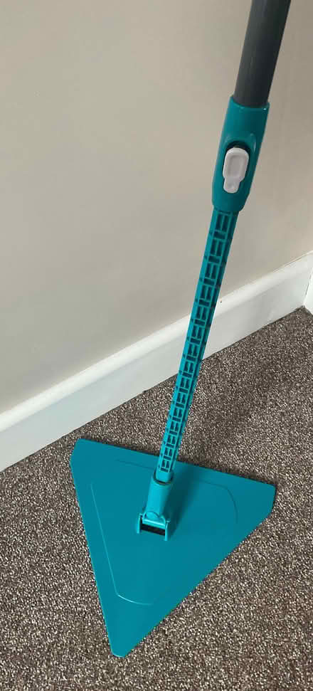 Photo of free Triangle head mop, extendable. (Strood ME2) #3