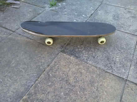 Photo of free Old SKATE BOARD (Gledhow LS8) #1