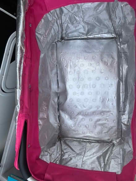 Photo of free Collapsible thermal picnic basket (Telford) #2