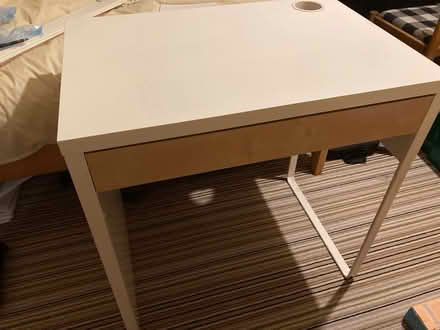 Photo of free White desk (Edinburgh EH5) #2