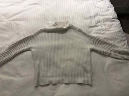 Photo of free Gap White sweater (Earls Court) #2