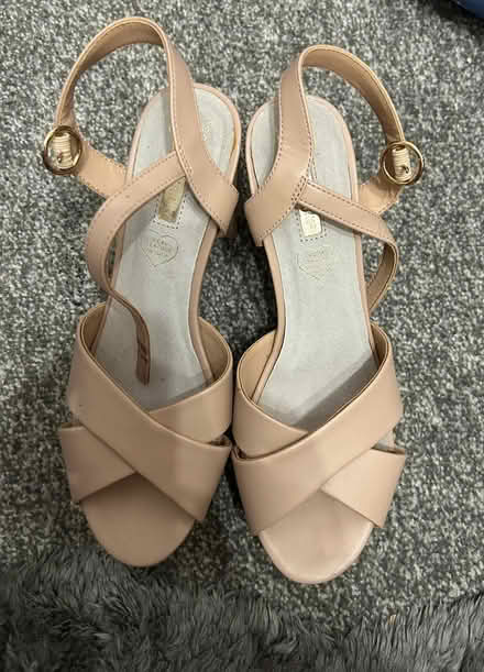 Photo of free Heels (DA2 6GY) #3