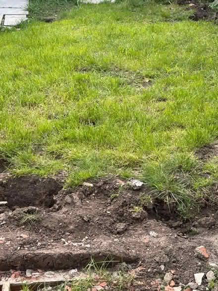 Photo of free Clean Soil/earth and grass (Cheshunt EN8) #1