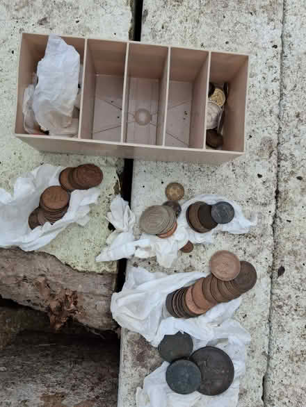 Photo of free Coins (Bare LA4) #1