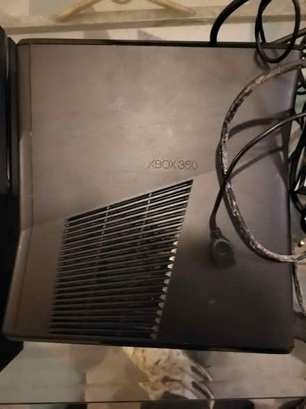 Photo of free Xbox 360 + Xbox One (spares/repairs) – with controllers (Collegelands G40) #2