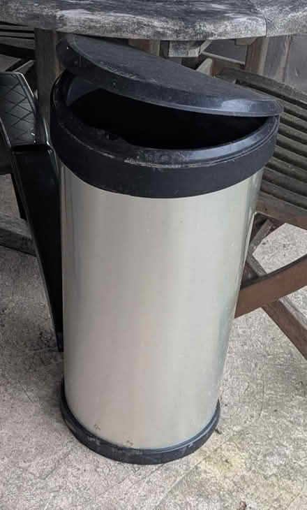 Photo of free Kitchen Bin (Welland, WR13) #1