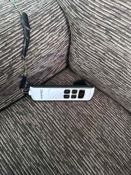 Photo of free Rise & recline chair (Reading RG1) #2