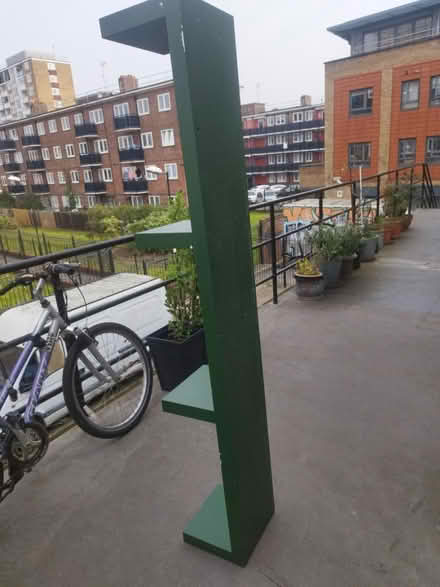 Photo of free plant stand (Bethnal Green E2) #1