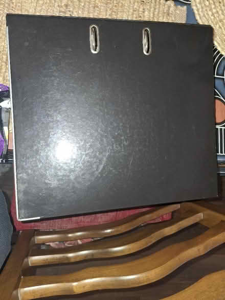 Photo of free SEW magazines in holder. File of fabric samples (Garden City OX5) #2