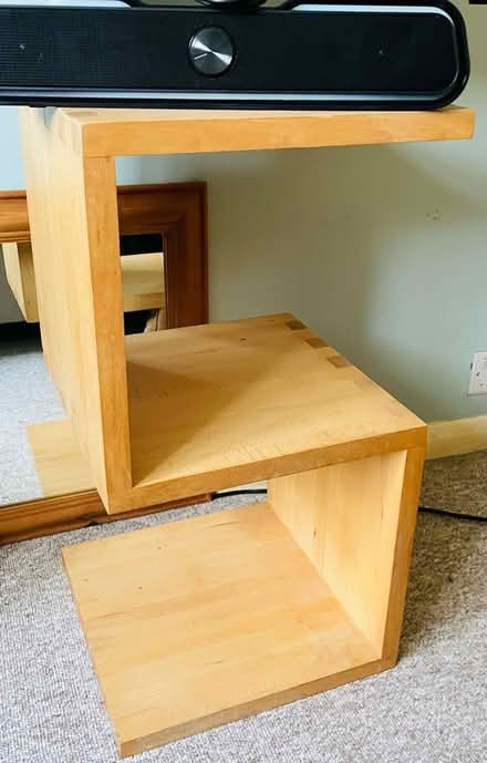 Photo of free S shaped shelf/stand unit (Matfield TN12) #1