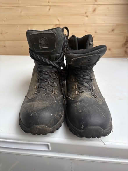 Photo of free Size UK 10 work boots (GL5) #1