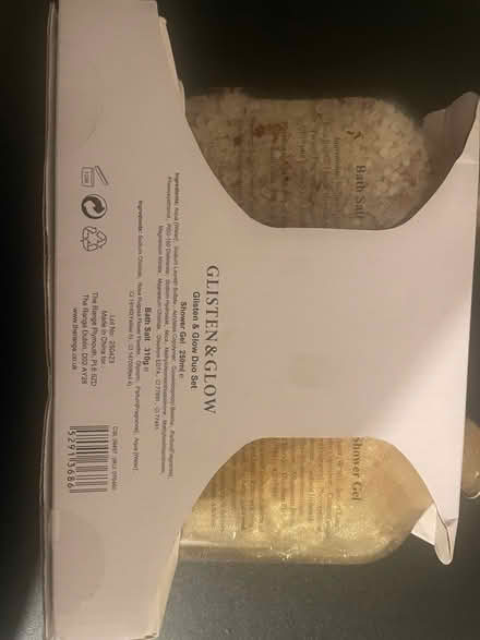 Photo of free Jonas glisten & glow bath set (Chigwell Row IG7) #2