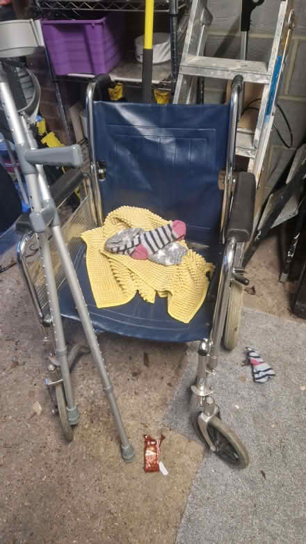 Photo of free Crutches (Woodley RG6) #2