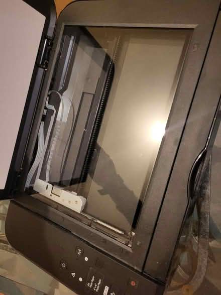 Photo of free Canon Pixma Printer (Collegelands G40) #4