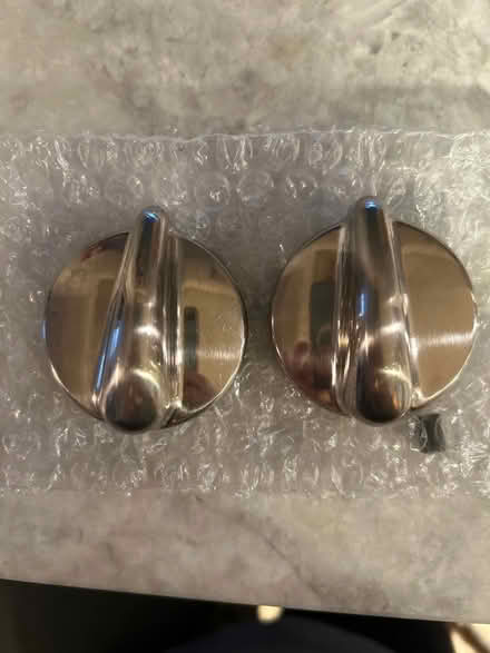 Photo of free GE stove knobs (Arlington - Cherrydale) #1