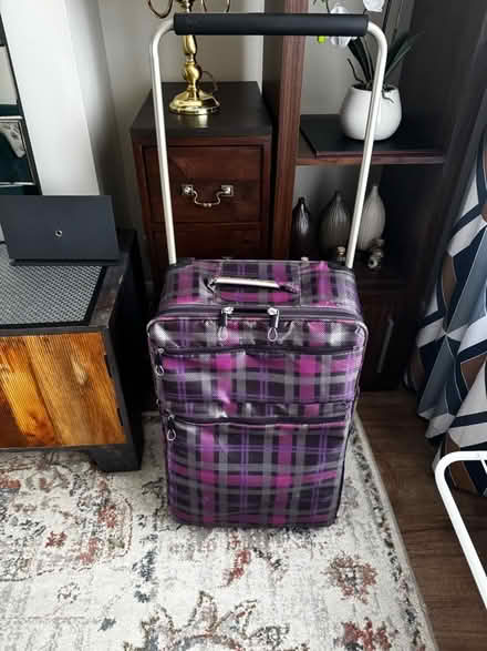 Photo of free Medium suitcase (Sherwood TN2) #3