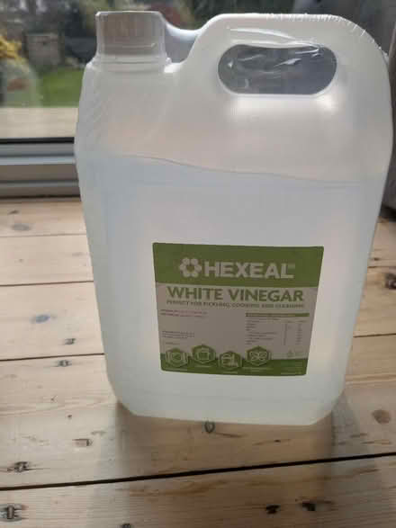 Photo of free White vinegar (Penge SE20) #1