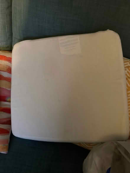 Photo of free 1x seat pad with cover (HR6 Yarpole) #1