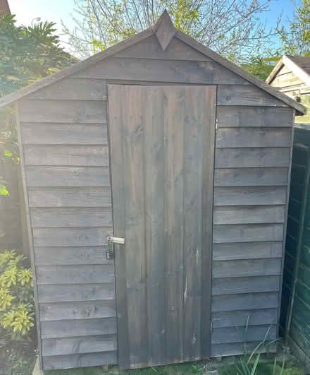 Photo of free 5ft x7ft GARDEN SHED - need gone by 8th April (Ryeish Green RG2) #2