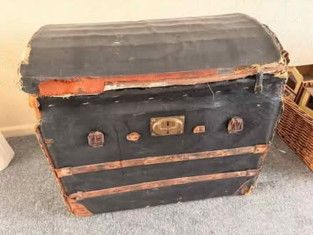 Photo of free Antique wicker and linen chest (Sonning Common RG4) #1