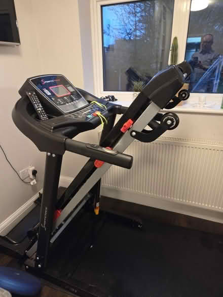 Photo of free running machine (needs MCB) (Edgware HA8) #1