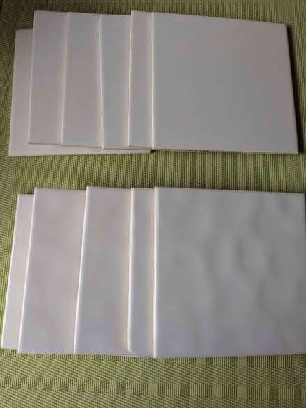 Photo of free White Tiles (Beulah Hill SE19) #1