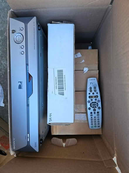 Photo of free 1st Gen Directv/Tivo w/spare parts (West San Jose) #1