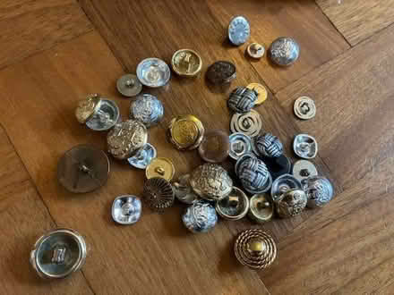 Photo of free Buttons (The Cedars Estate WD3) #4