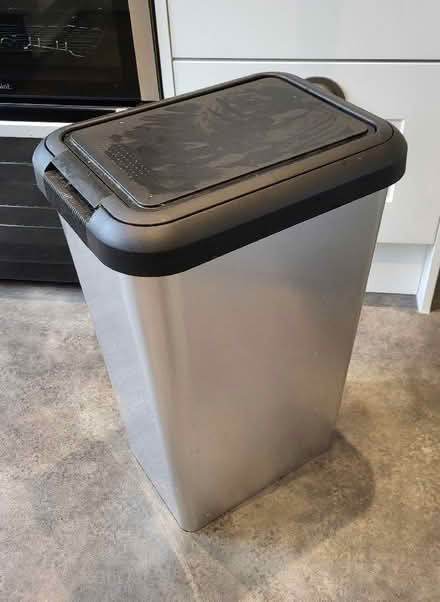 Photo of free Kitchen bin- nearly new (Oxlease AL10) #1