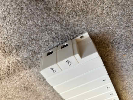 Photo of free 4-way uhf/vhf distribution amp (Barrow upon Soar (LE12)) #2