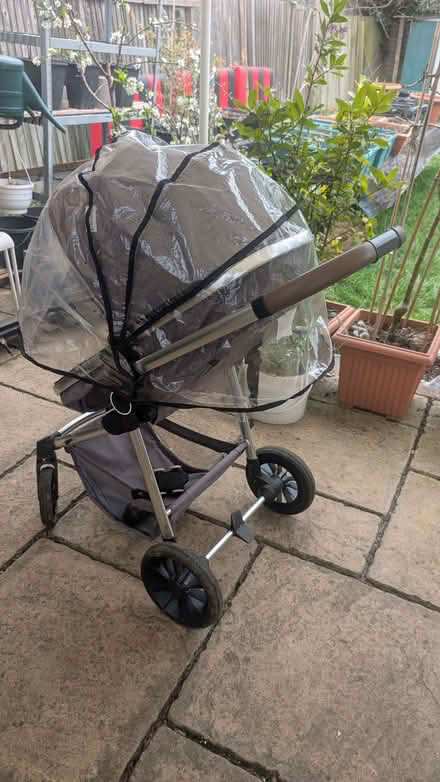Photo of free Buggy (Mill Hill, The Hale HA8) #3