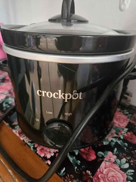 Photo of free Crock pot slow cooker (Putney SW15) #1