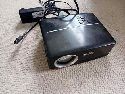 Photo of free Projector (Kendal LA9) #1