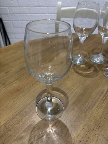 Photo of free wine glasses (Round Spinney) #2