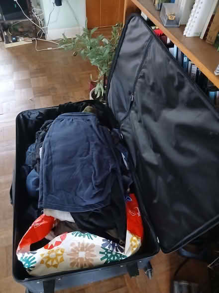 Photo of free Mens Medium working clothes (Lea Cross SY5) #1