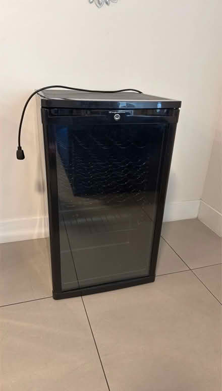 Photo of free Drinks cooler (Bromely) #2