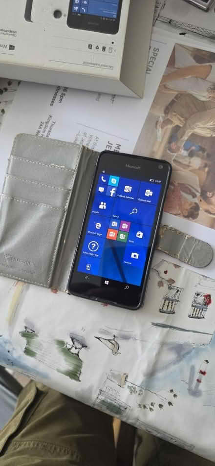 Photo of free Microsoft phone (citywest) #4