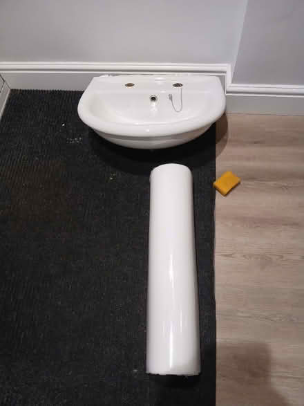 Photo of free Bathroom sink and pedestal (Alwoodley LS17) #1