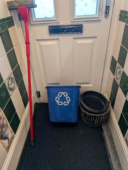 Photo of free Recycling bin and garden pot (Newhaven BN9) #1